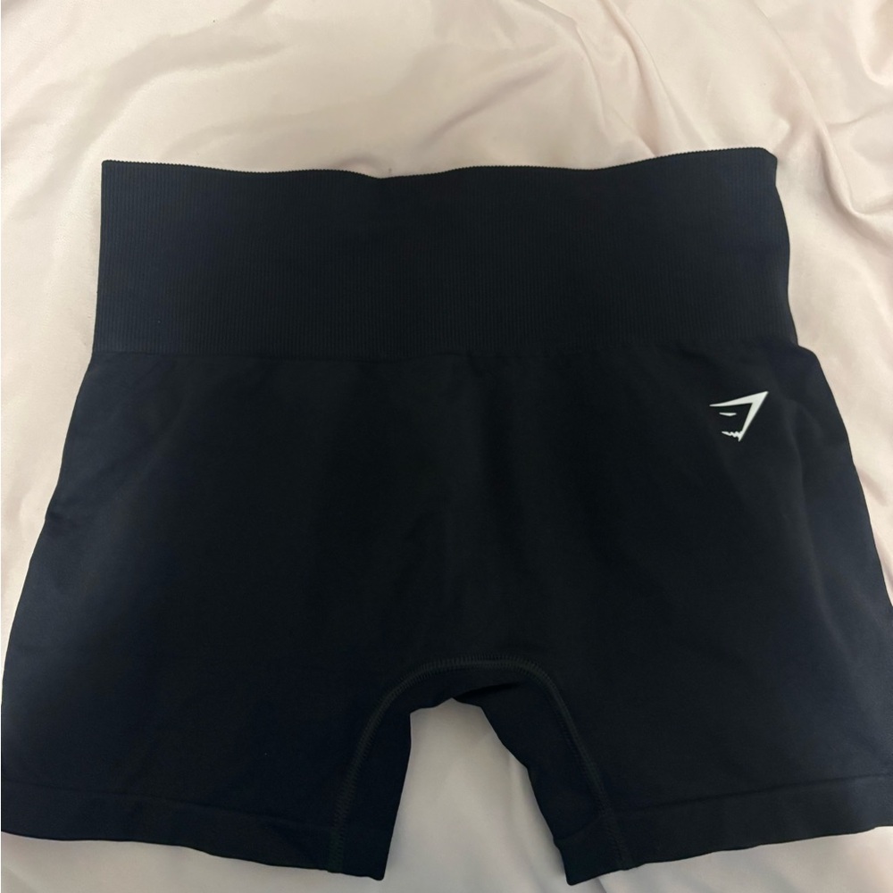 Gym shark short